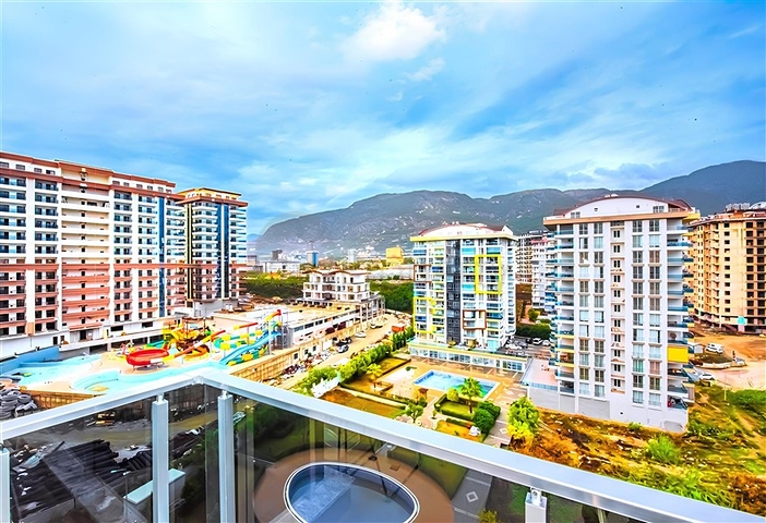 Современная квартира 1+1 в комплексе с богатой инфраструктурой в Махмутларе