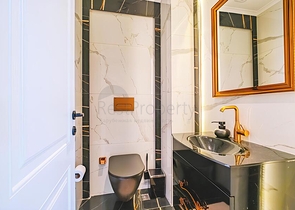 Роскошный пентхаус 4+1 с панорамным видом на море в центре Аланьи