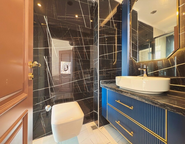 Квартира 2+1 с прямой близостью к морю в районе Оба