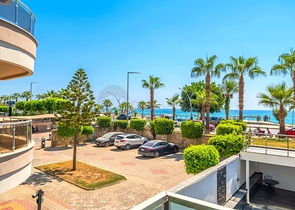 Квартира 2+1 с прямой близостью к морю в районе Оба