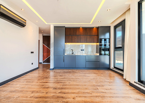 Квартира 2+1 с прямой близостью к морю в районе Оба