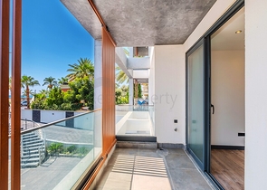 Квартира 2+1 с прямой близостью к морю в районе Оба