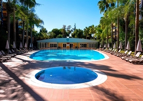 Просторная квартира 3+1 с отдельной кухней у моря в центре Аланьи