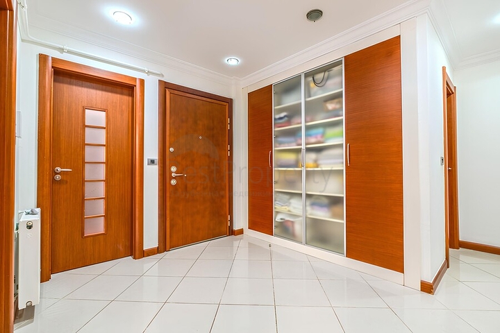 Квартира 3+1 с отдельной кухней в одном из лучших комплексов Аланьи