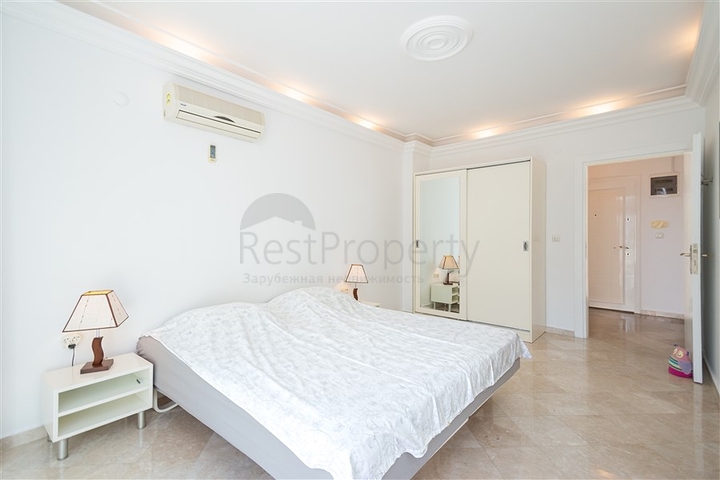 Просторная квартира в Джикджилли с развитой инфраструктурой