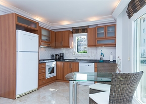 Просторная квартира в Джикджилли с развитой инфраструктурой