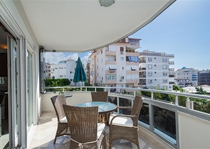 Просторная квартира в Джикджилли с развитой инфраструктурой