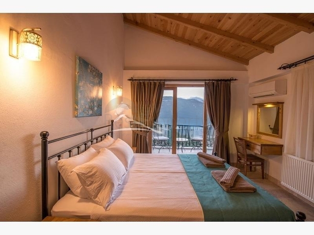 На продажу выставленны две виллы в районе Каш - Анталия 