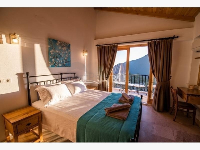 На продажу выставленны две виллы в районе Каш - Анталия 