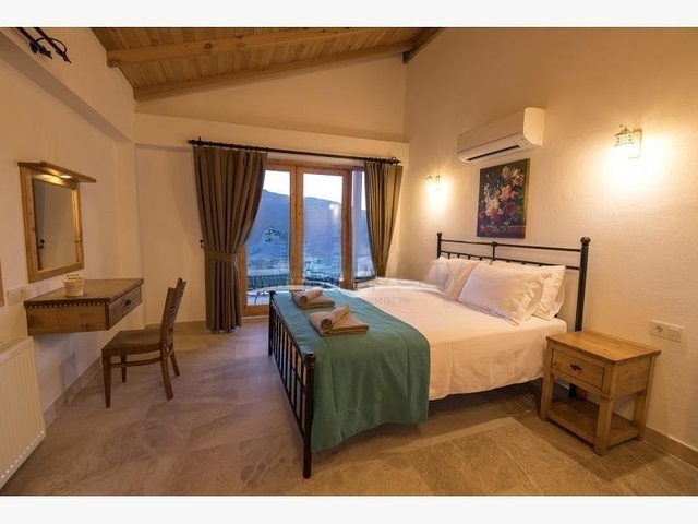 На продажу выставленны две виллы в районе Каш - Анталия 