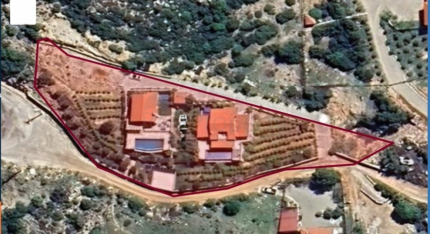 На продажу выставленны две виллы в районе Каш - Анталия 