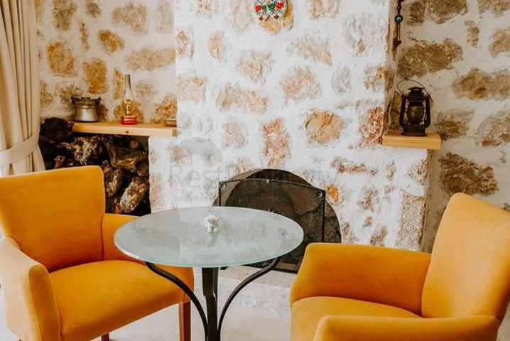 На продажу выставленны две виллы в районе Каш - Анталия 