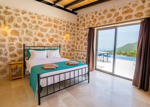 На продажу выставленны две виллы в районе Каш - Анталия 