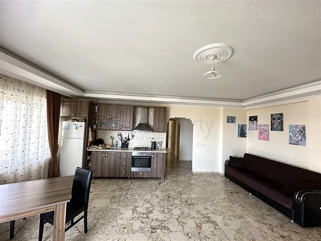 Просторная квартира 2+1 в Махмутларе с отличной инфраструктурой