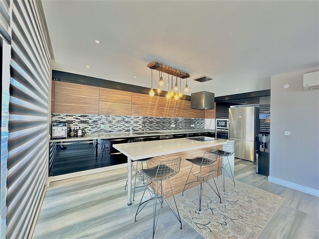 Просторная вилла с панорамным видом на море в сердце Аланьи