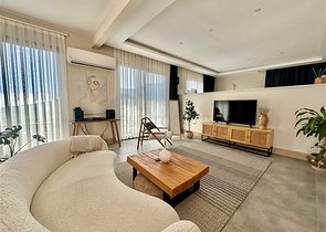 Просторная вилла с панорамным видом на море в сердце Аланьи