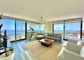 Просторная вилла с панорамным видом на море в сердце Аланьи