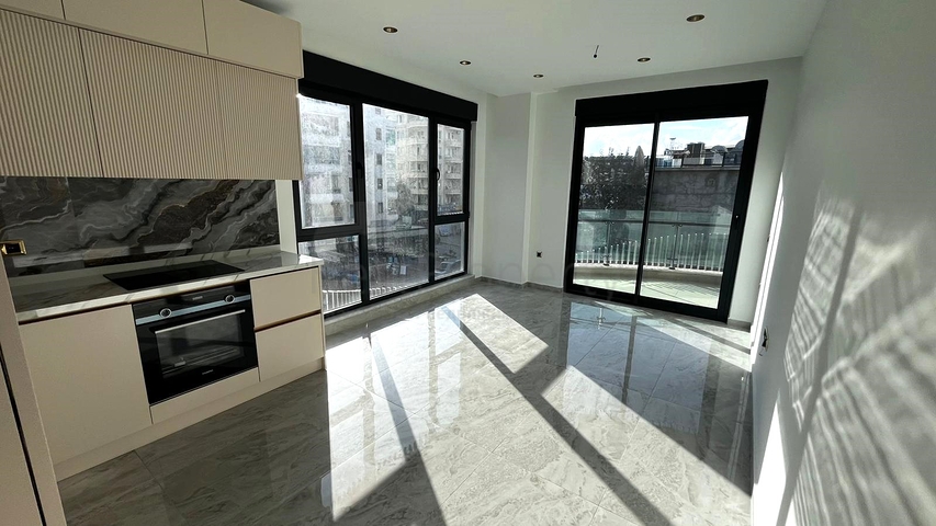 Уютная квартира у моря с богатой инфраструктурой в Тосмуре