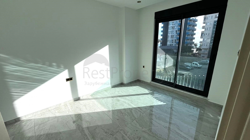 Уютная квартира у моря с богатой инфраструктурой в Тосмуре