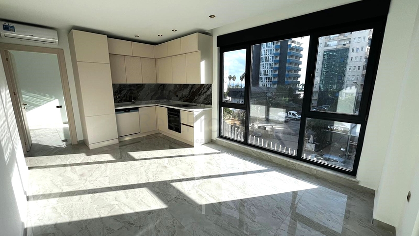 Уютная квартира у моря с богатой инфраструктурой в Тосмуре