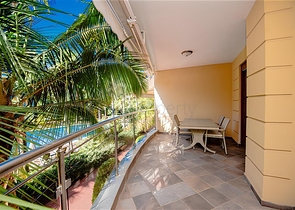 Просторная квартира у моря с богатой инфраструктурой в центре Аланьи