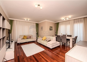 Просторная квартира у моря с богатой инфраструктурой в центре Аланьи