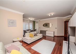 Просторная квартира у моря с богатой инфраструктурой в центре Аланьи