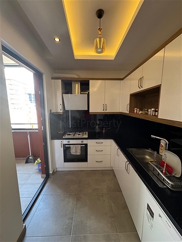 Современная квартира 1+1 в новом комплексе в Махмутларе всего 350 м от моря