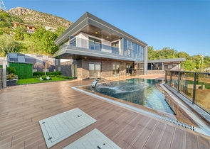 Просторная вилла 4+1 с видом на море и собственной инфраструктурой в Кестеле