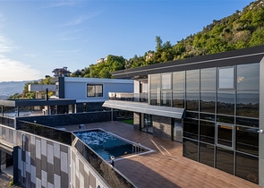 Просторная вилла 4+1 с видом на море и собственной инфраструктурой в Кестеле