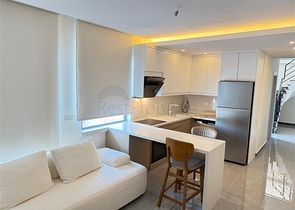 Пентхаус с двумя спальнями и панорамными видами в современном комплексе района Оба