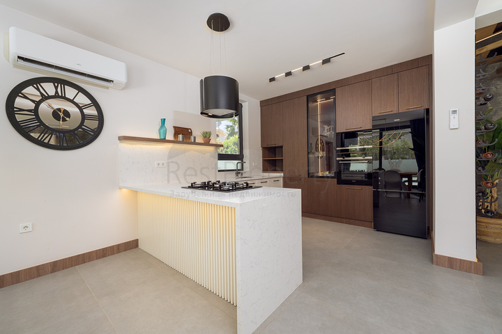 Стильная вилла 5+1 в районе Фетхие 