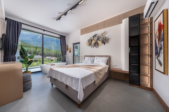 Стильная вилла 5+1 в районе Фетхие 