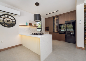 Стильная вилла 5+1 в районе Фетхие 