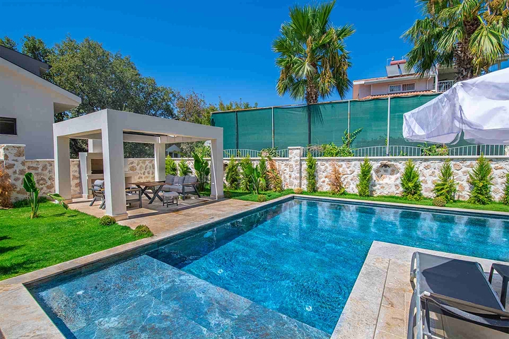 Вилла 3+1 в районе Фетхие  Вилла 3+1 в районе Фетхие