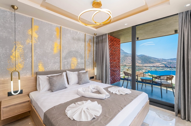 Роскошная вилла с панорамным видом на море в Фетхие Роскошная вилла с панорамным видом на море в Фетхие