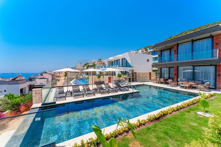 Роскошная вилла с панорамным видом на море в Фетхие Роскошная вилла с панорамным видом на море в Фетхие