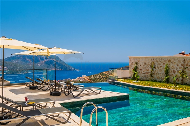 Вилла 4+1 в районе Фетхие  Вилла 4+1 в районе Фетхие