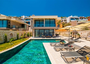 Вилла 4+1 в районе Фетхие  Вилла 4+1 в районе Фетхие