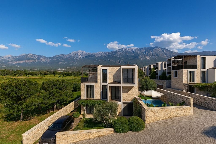 Уединённая вилла с личным бассейном в Калкане Уединённая вилла с личным бассейном в Калкане