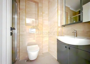 Просторная квартира с современным дизайном в Махмутларе