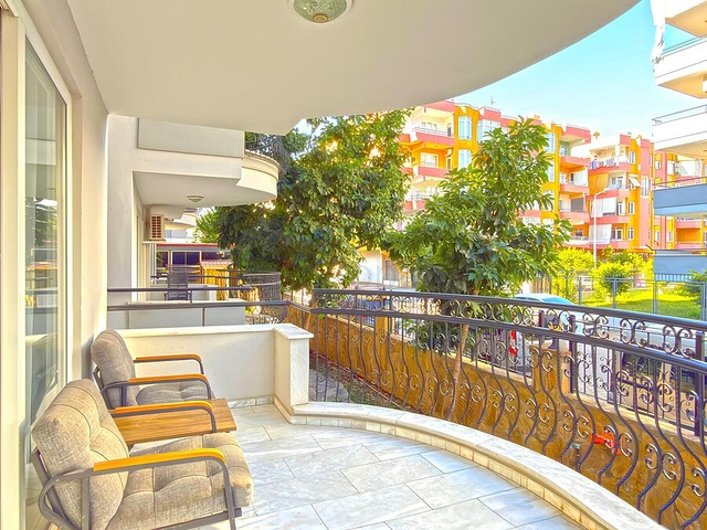 Современные апартаменты с двумя спальнями рядом с морем в районе Оба только на длительный срок