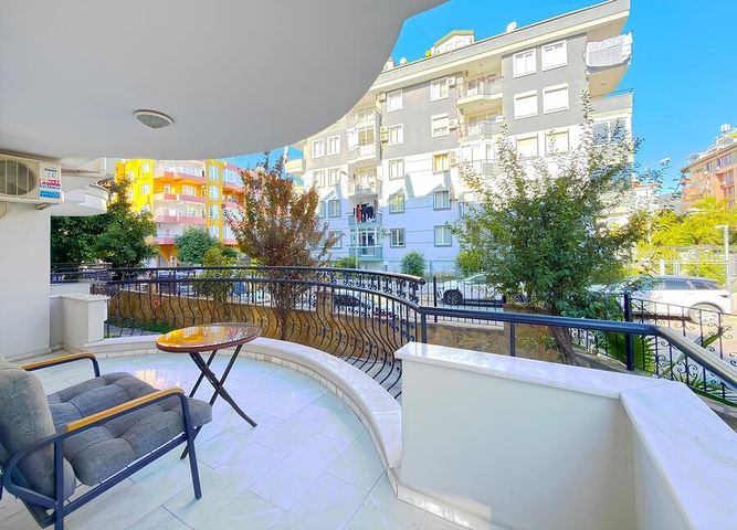 Современные апартаменты с двумя спальнями рядом с морем в районе Оба только на длительный срок