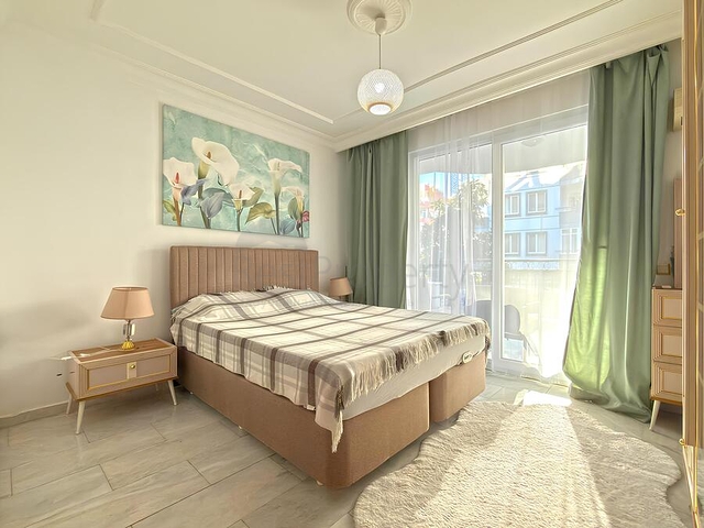 Современные апартаменты с двумя спальнями рядом с морем в районе Оба только на длительный срок