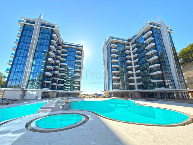 Современная квартира с панорамным видом на море в Авсалларе