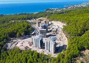 Современная квартира с панорамным видом на море в Авсалларе