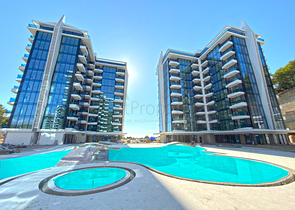 Современная квартира с панорамным видом на море в Авсалларе