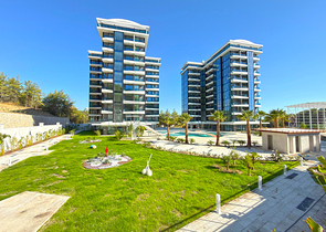 Современная квартира с панорамным видом на море в Авсалларе