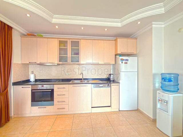 Светлая меблированная квартира для долгосрочной аренды в Джикджилли