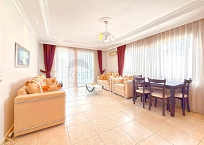 Светлая меблированная квартира для долгосрочной аренды в Джикджилли